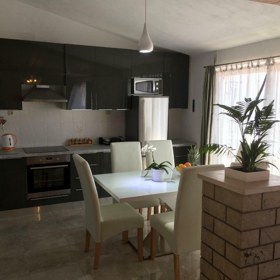 Apartment Burich ماكارسكا المظهر الخارجي الصورة